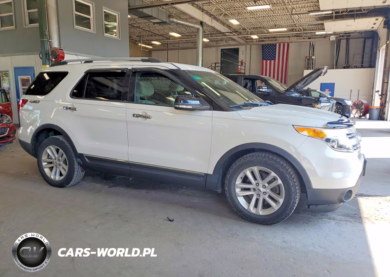 2012 Ford Explorer Xlt VIN:1FMHK8D87CGA65124 - 4