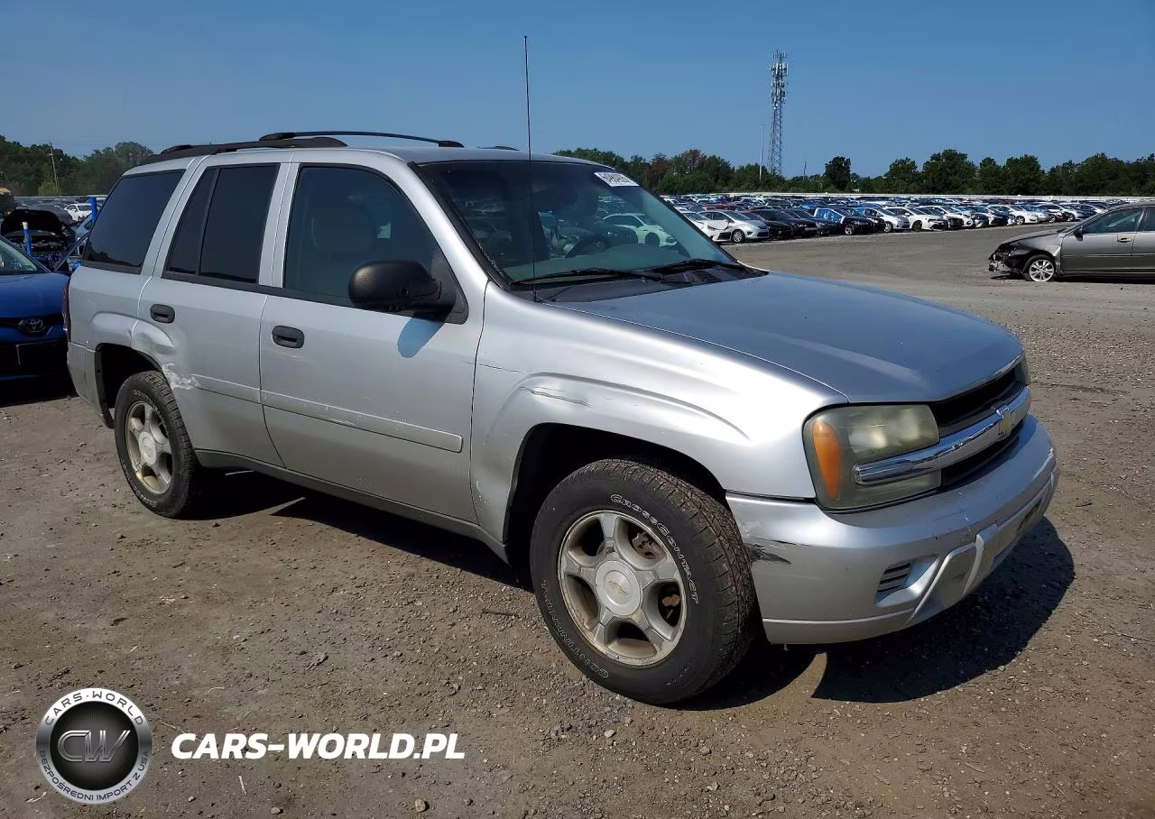 2008 Chevrolet Trailblazer Ls VIN:1GNDT13S582195421 - 4