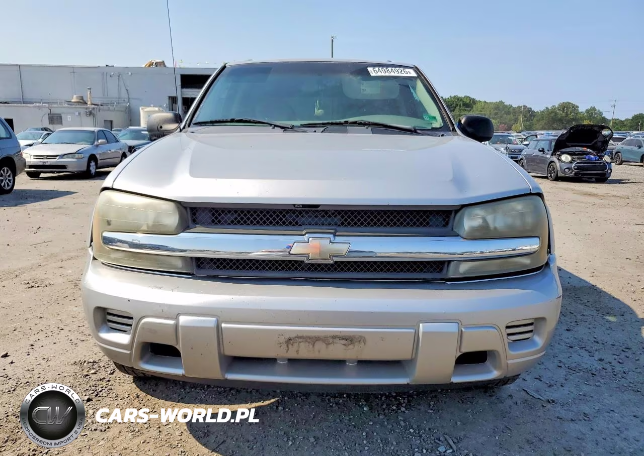 2008 Chevrolet Trailblazer Ls VIN:1GNDT13S582195421 - 5