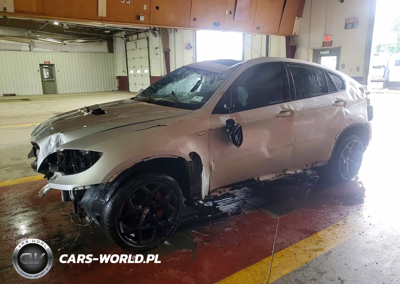 2013 BMW X6 xDrive35I