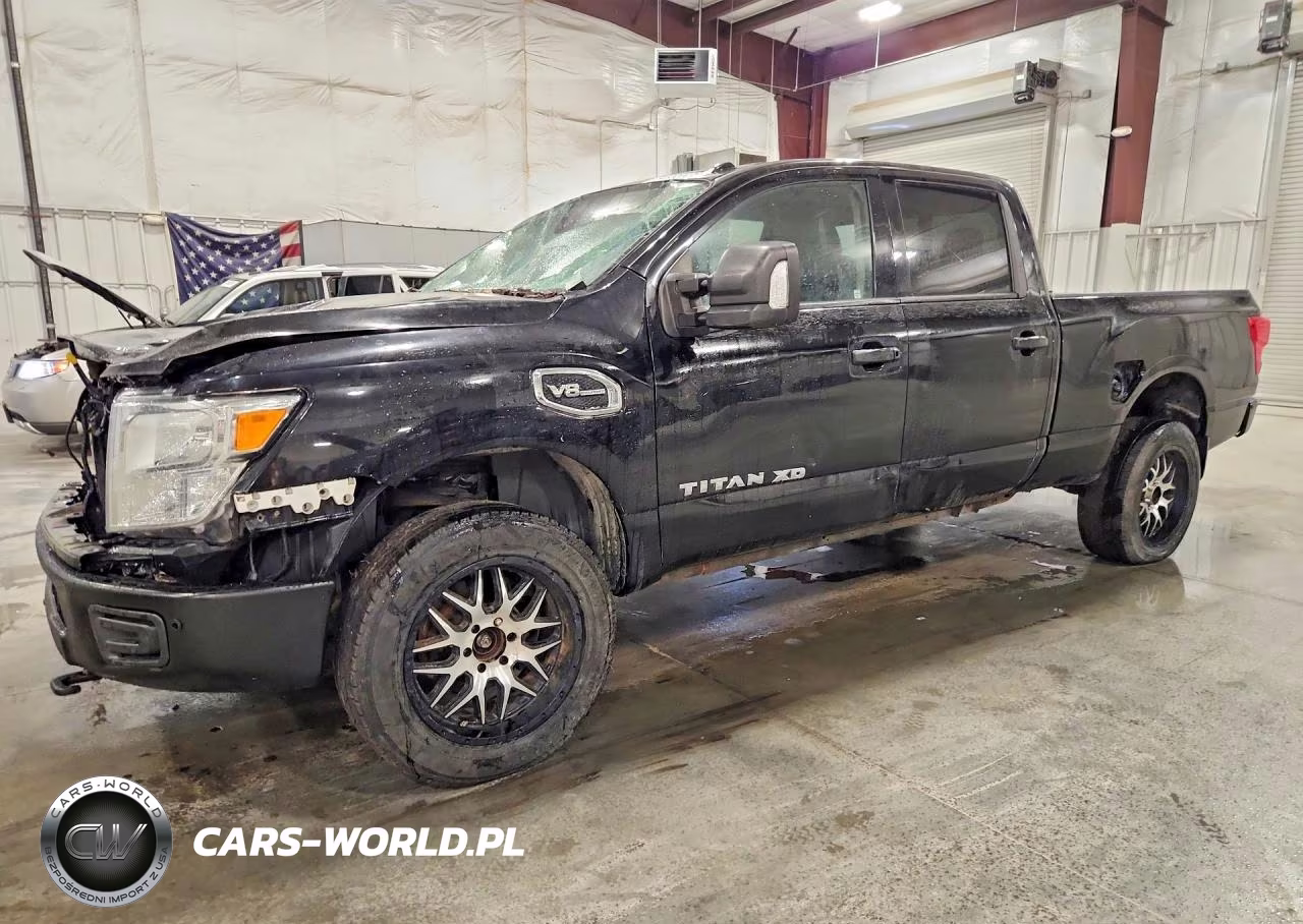 2017 Nissan Titan Xd Pro-4X – zdjęcie 1 z 12