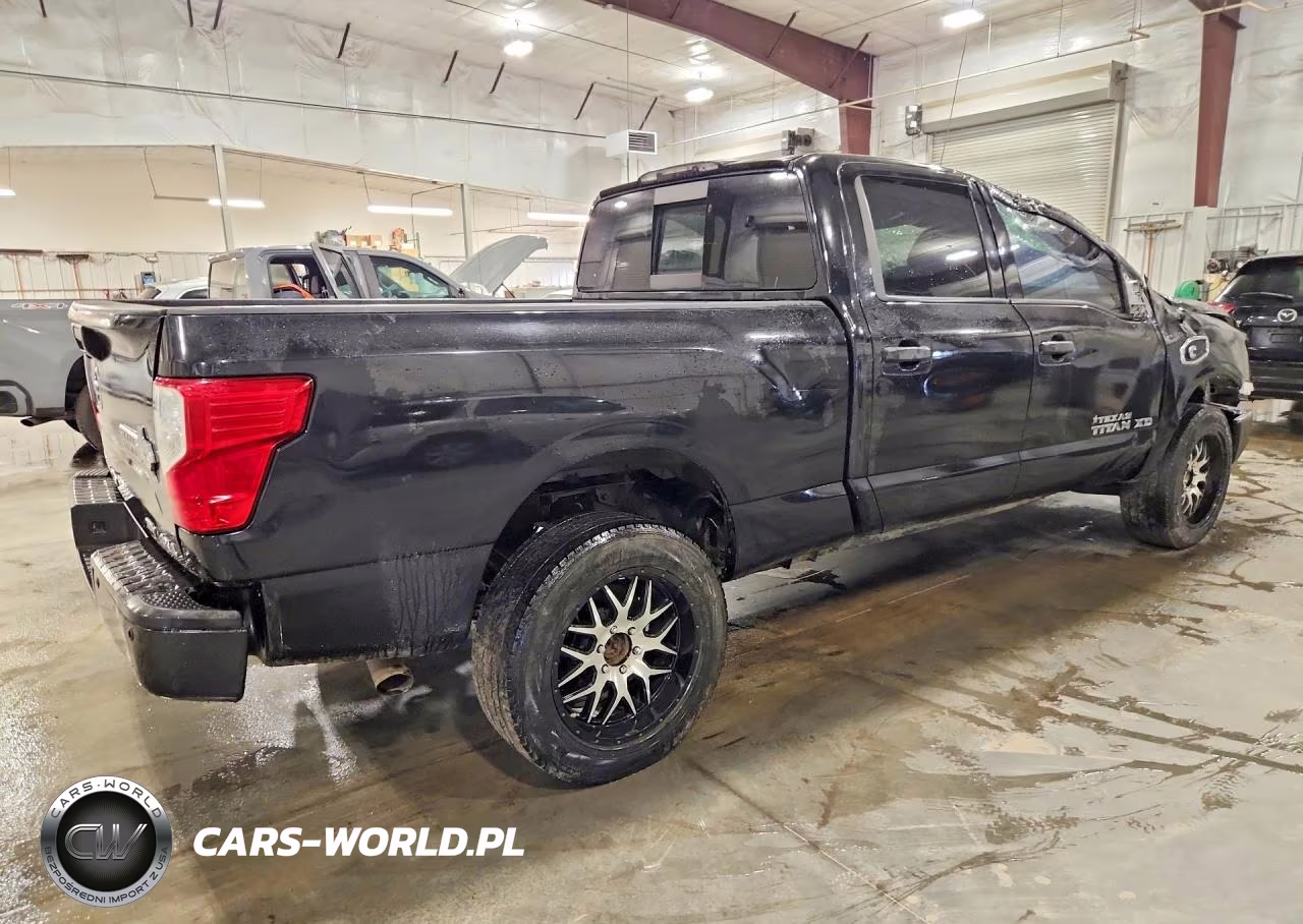 2017 Nissan Titan Xd Pro-4X VIN:1N6BA1F42HN519598 - 3