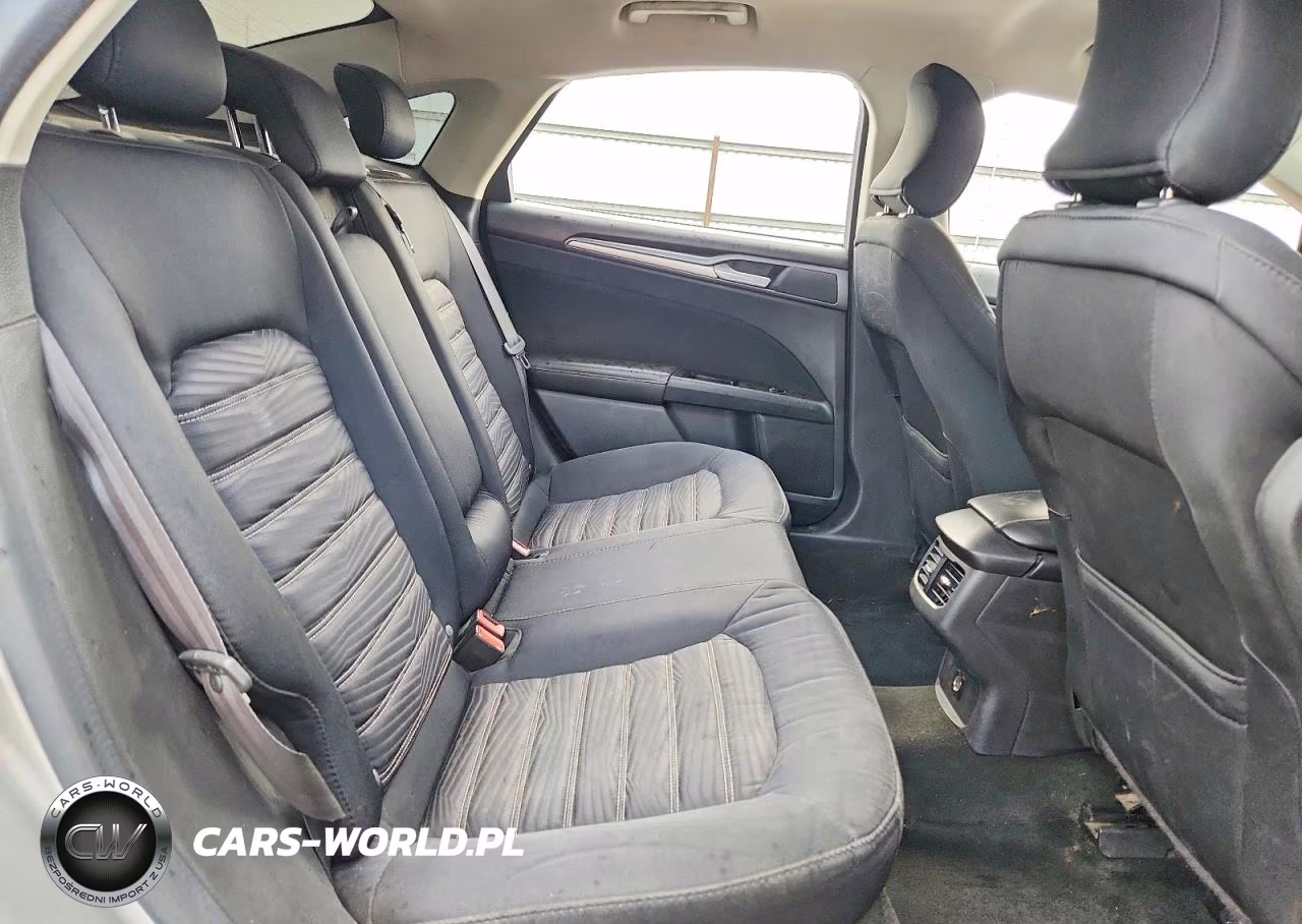 2016 Ford Fusion Se VIN:3FA6P0HD7GR187654 - 10