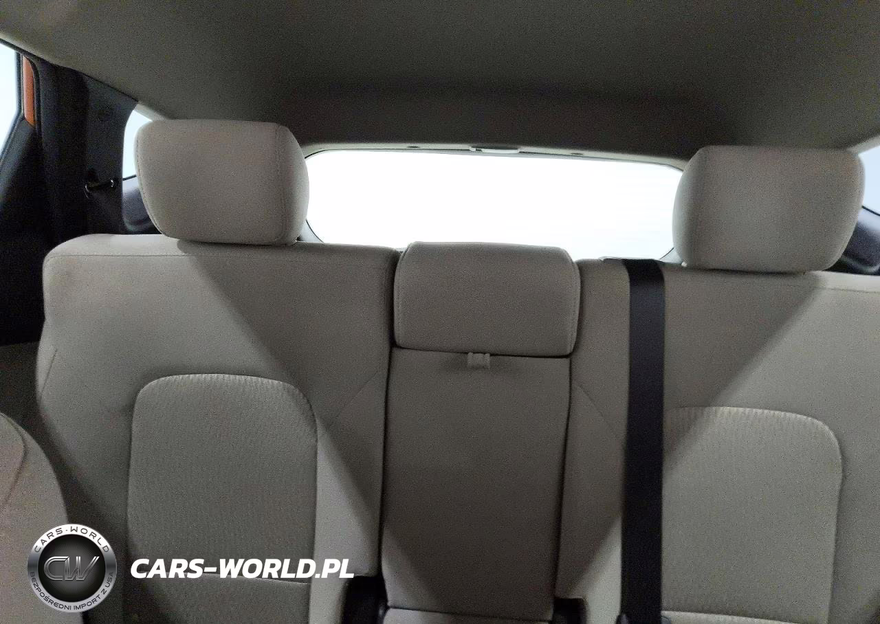 2015 Hyundai Santa Fe Sport 2.4L VIN:5XYZUDLB0FG261129 - 10