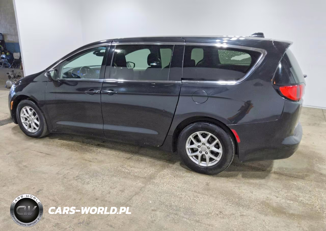 2017 Chrysler Pacifica Lx VIN:2C4RC1CG4HR553717 - 2