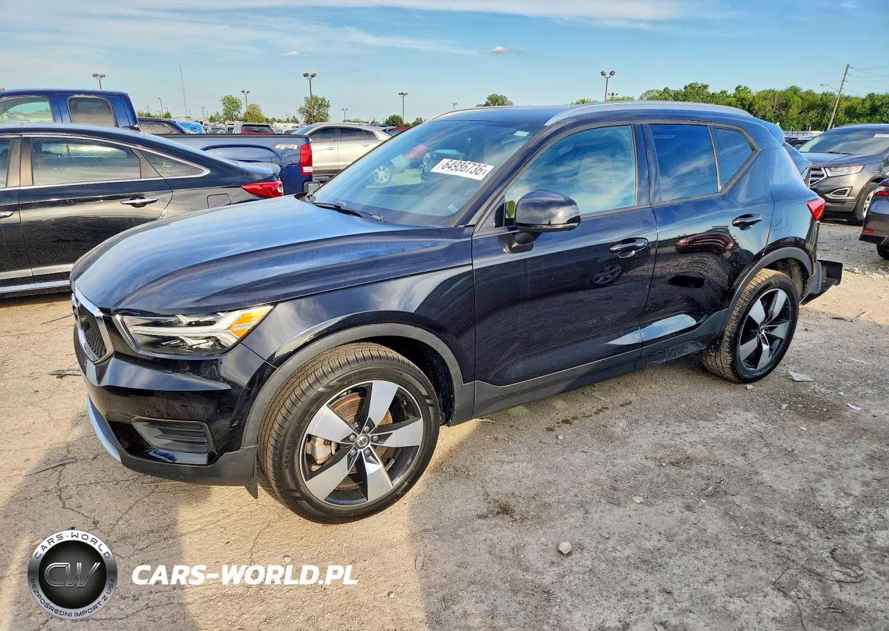 2020 Volvo Xc40 T5 Momentum