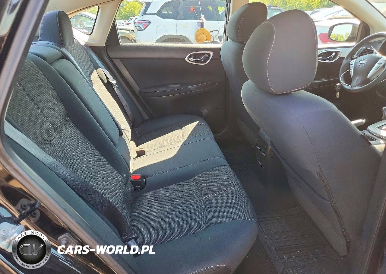 2015 Nissan Sentra S VIN:3N1AB7AP5FY351880 - 10