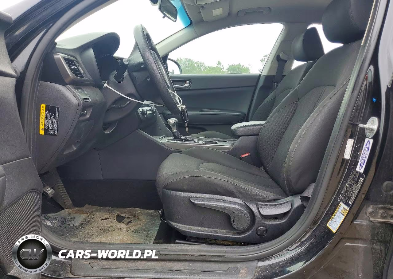 2017 Kia Optima Lx VIN:KNAGT4L37H5131358 - 7