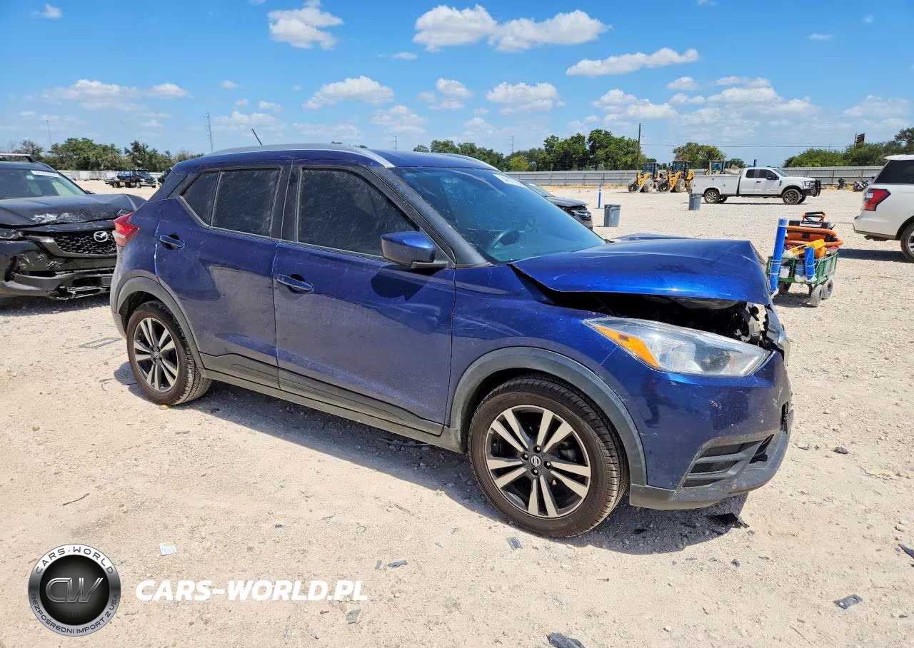 2020 Nissan Kicks Sv VIN:3N1CP5CV7LL530277 - 4