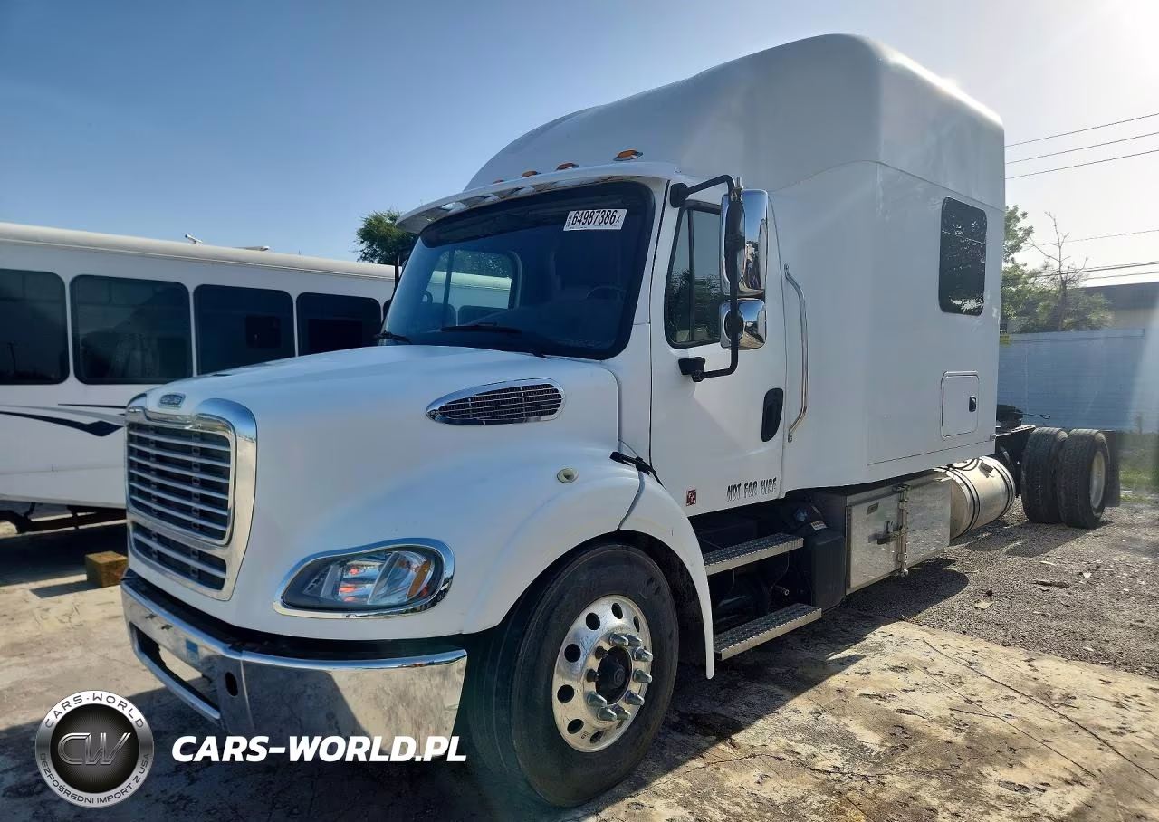 2020 Freightliner M2 112 Med - Semi Truck