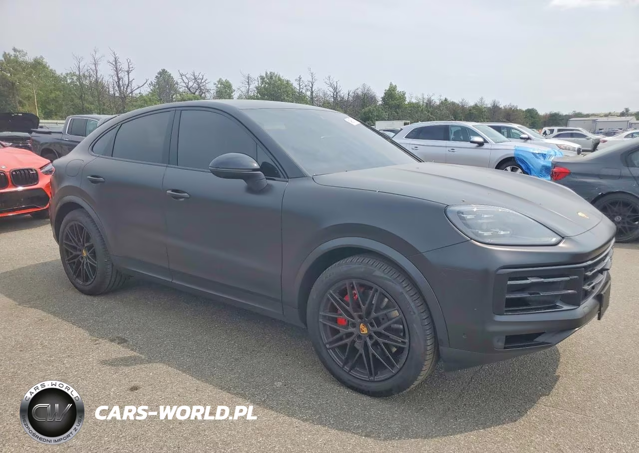 2024 Porsche Cayenne Coupe VIN:WP1BA2AY7RDA54647 - 4