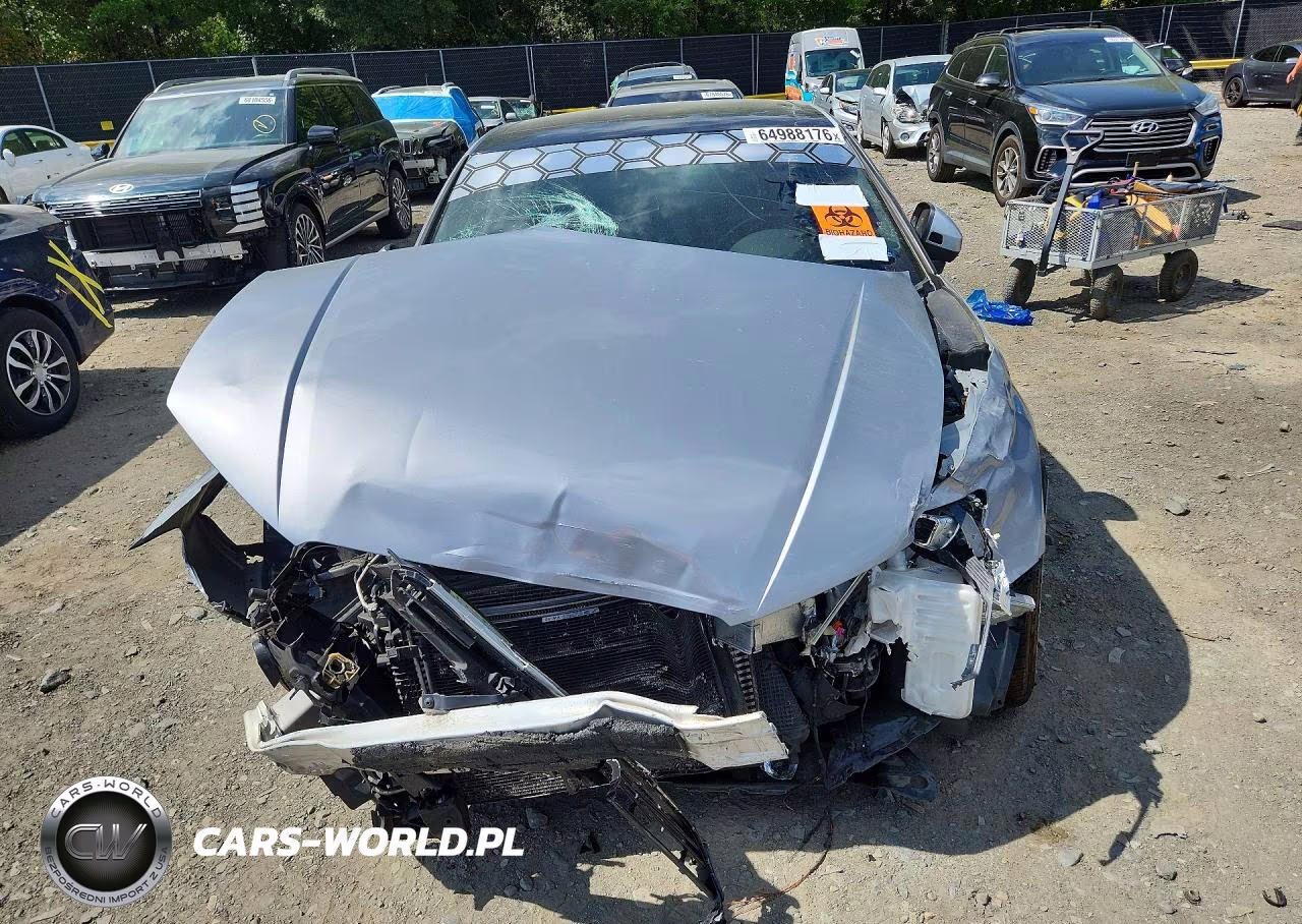 2019 Audi A3 Premium Plus VIN:WAUJEGFF3KA087980 - 5