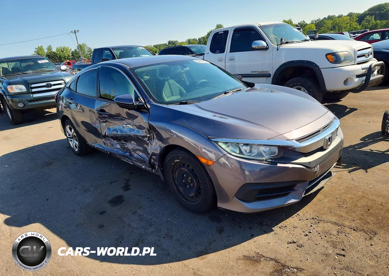 2018 Honda Civic Lx VIN:2HGFC2F57JH517827 - 4
