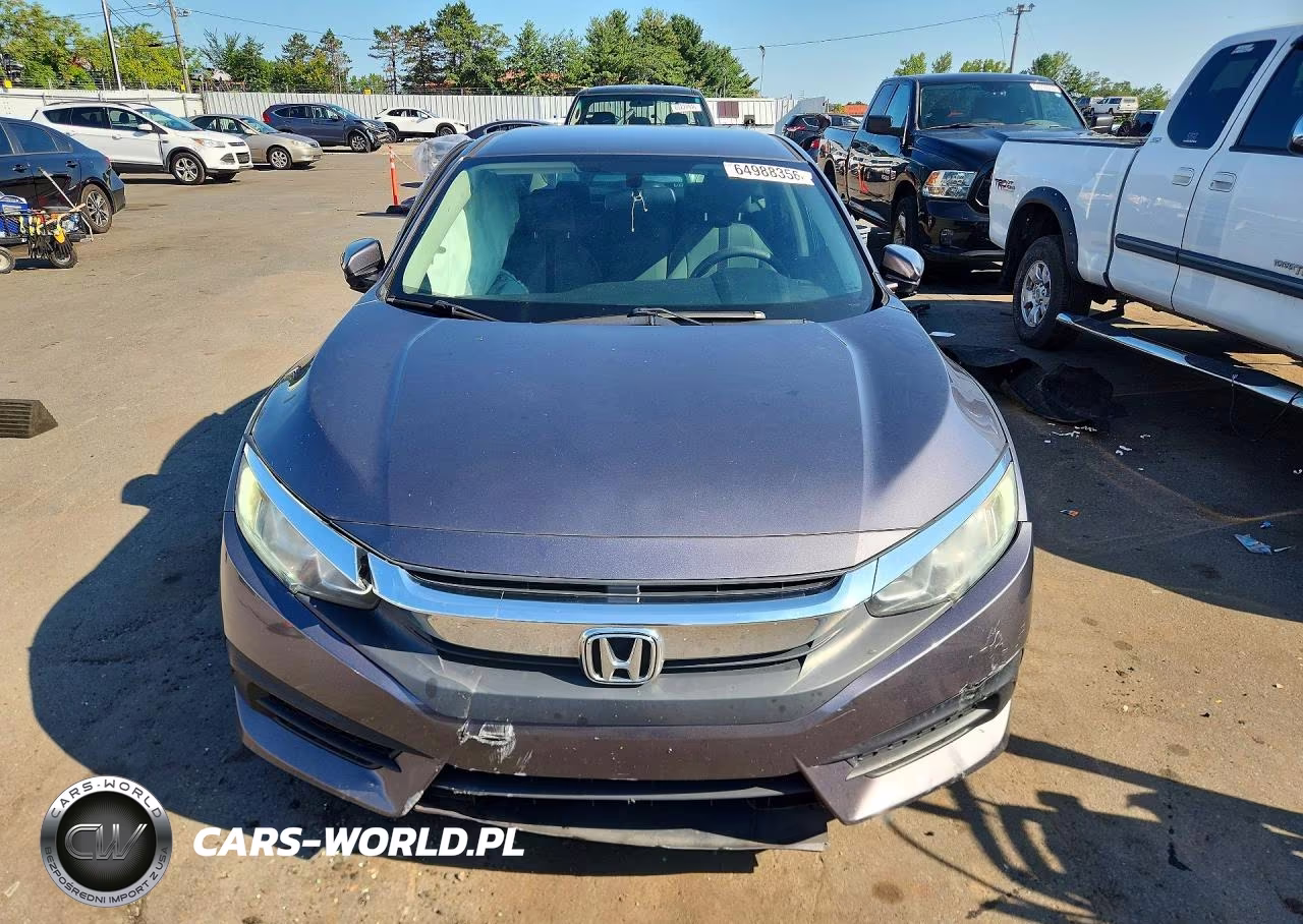 2018 Honda Civic Lx VIN:2HGFC2F57JH517827 - 5