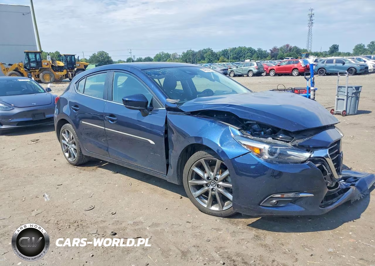 2018 Mazda 3 Grand Touring VIN:3MZBN1M31JM253585 - 4