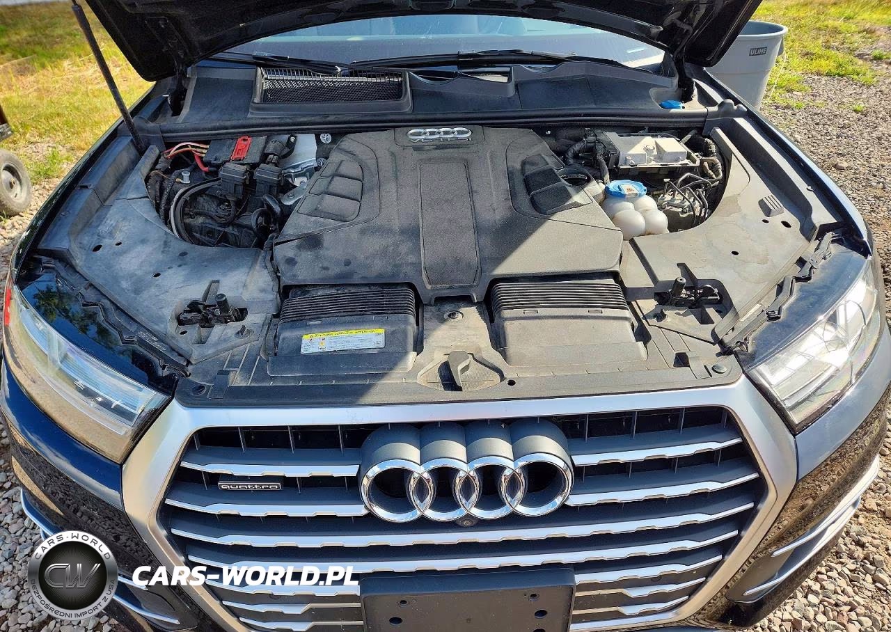 2017 Audi Q7 Prestige VIN:WA1VABF79HD025965 - 12