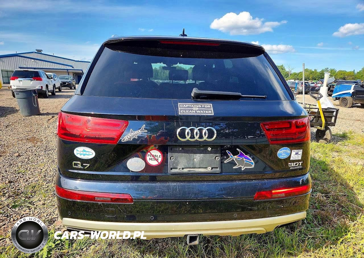 2017 Audi Q7 Prestige VIN:WA1VABF79HD025965 - 6