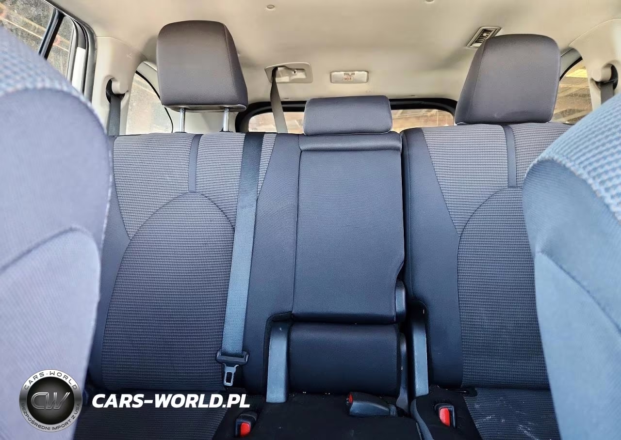 2024 Toyota Highlander Le VIN:5TDKDRAH2RS537436 - 10