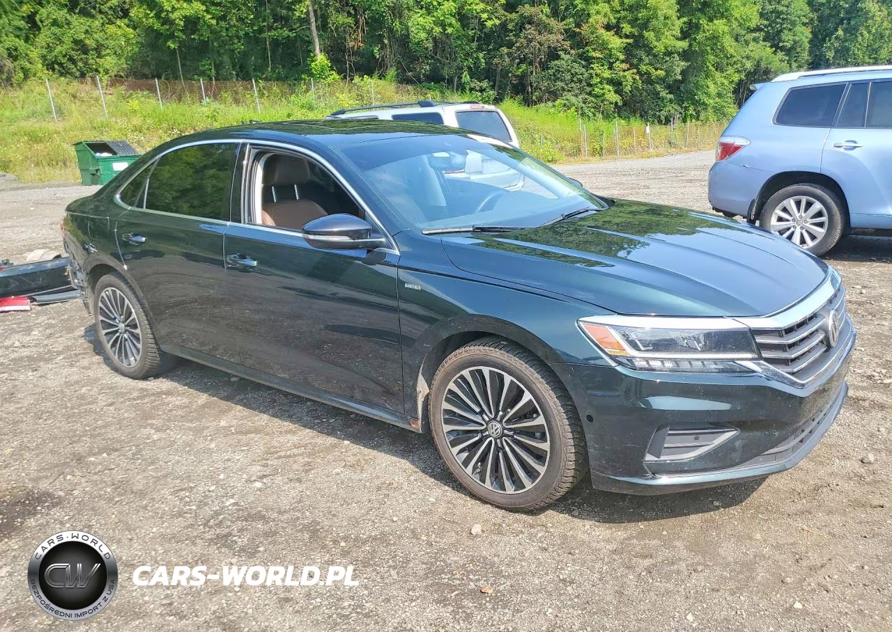 2022 Volkswagen Passat Limited Edition VIN:1VWBA7A31NC004164 - 4