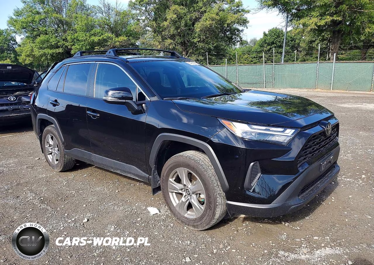 2024 Toyota Rav4 Xle VIN:2T3P1RFV1RC409928 - 4