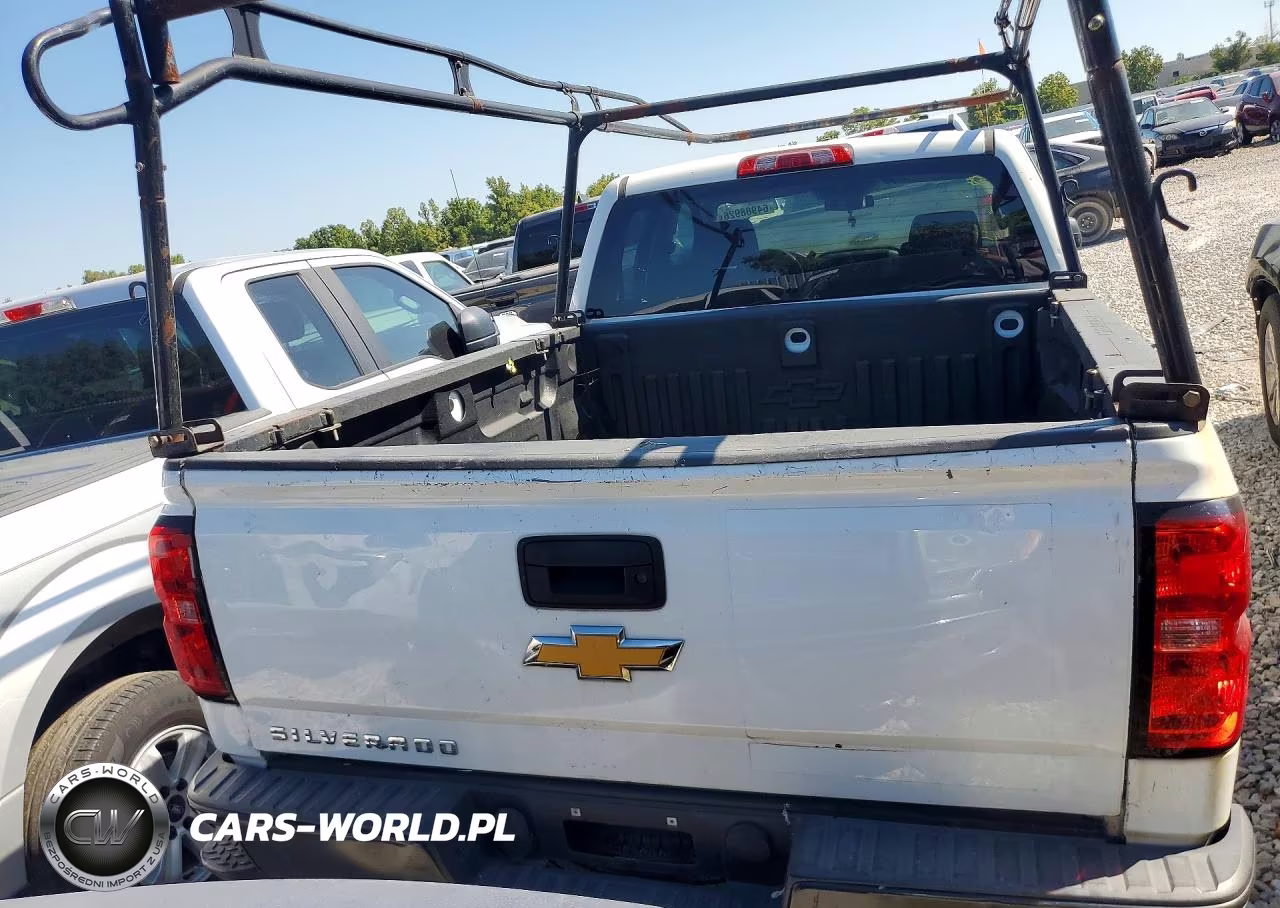 2017 Chevrolet Silverado C1500 VIN:1GCRCNEH9HZ175610 - 6