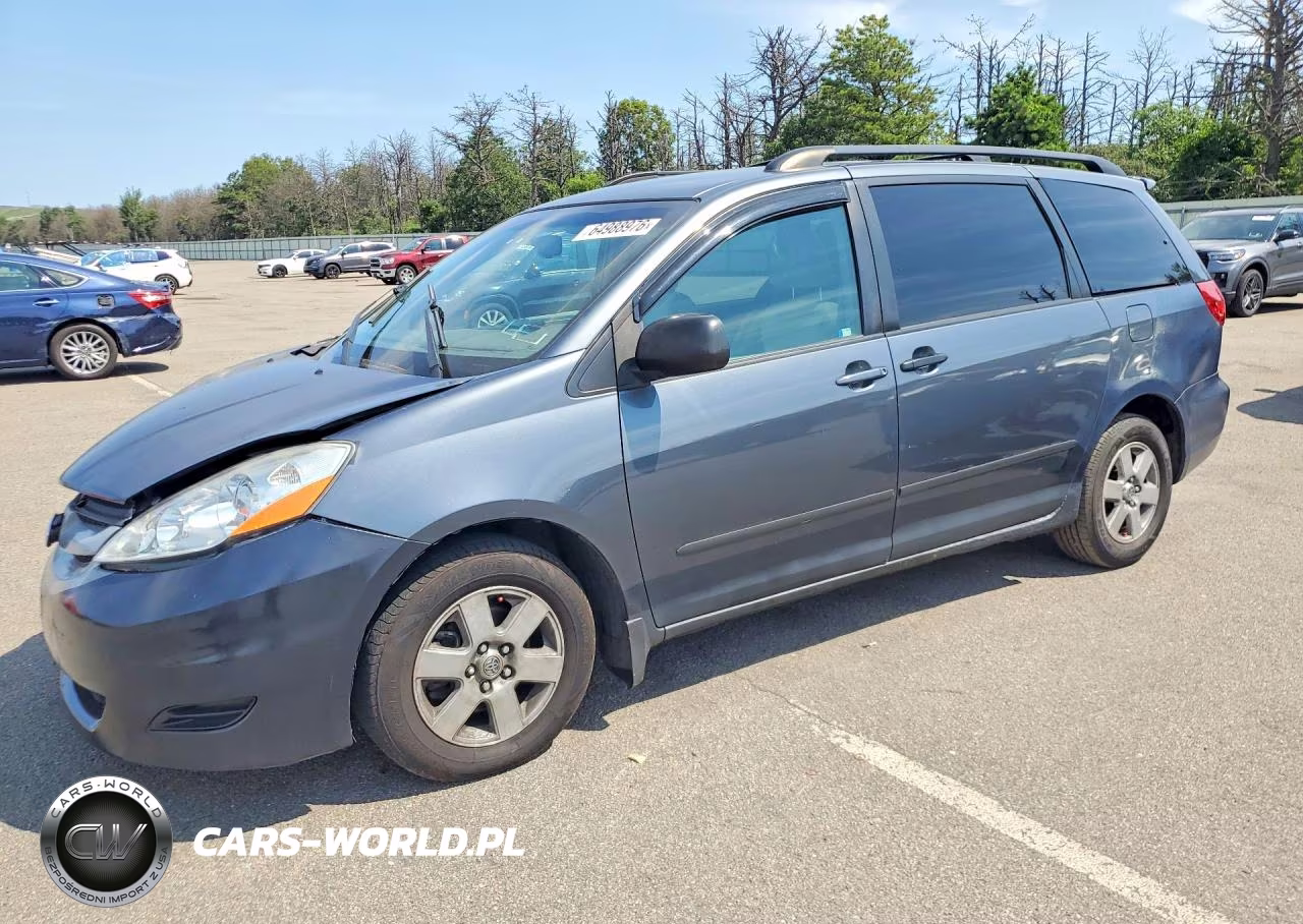 2010 Toyota Sienna Le 8-Passenger VIN:5TDKK4CC4AS321733 - 1