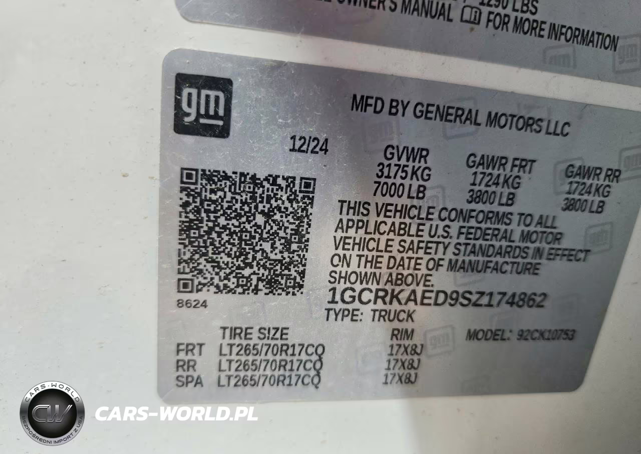 2025 Chevrolet Silverado K1500 VIN:1GCRKAED9SZ174862 - 12