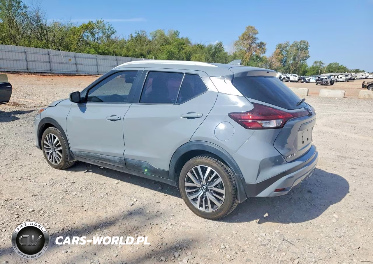 2022 Nissan Kicks Sv VIN:3N1CP5CV3NL496759 - 2