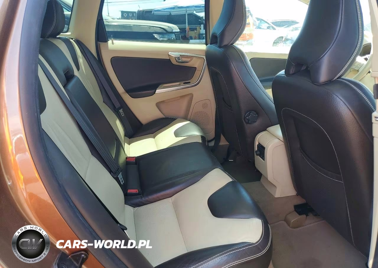 2010 Volvo Xc60 T6 VIN:YV4992DZ3A2019145 - 11