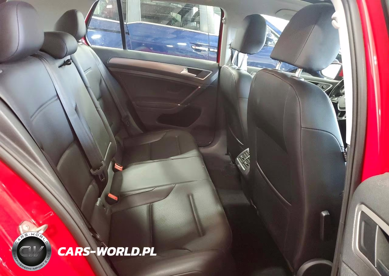 2017 Volkswagen Golf S VIN:3VW217AU1HM074243 - 10
