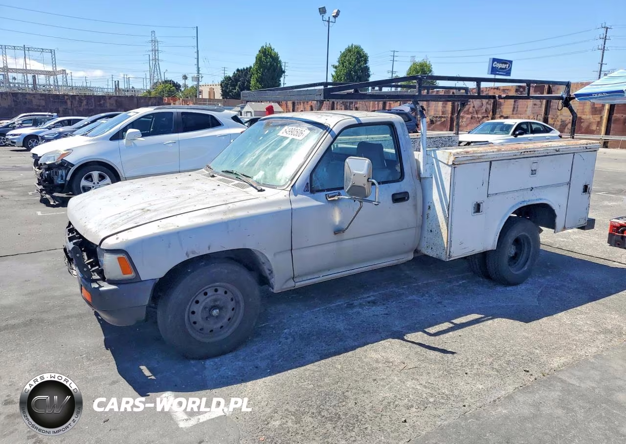1989 Toyota Pickup Deluxe