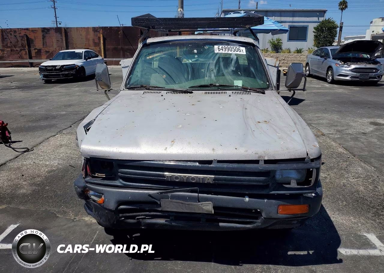 1989 Toyota Pickup Deluxe VIN:JT4RN82P7K0003028 - 5