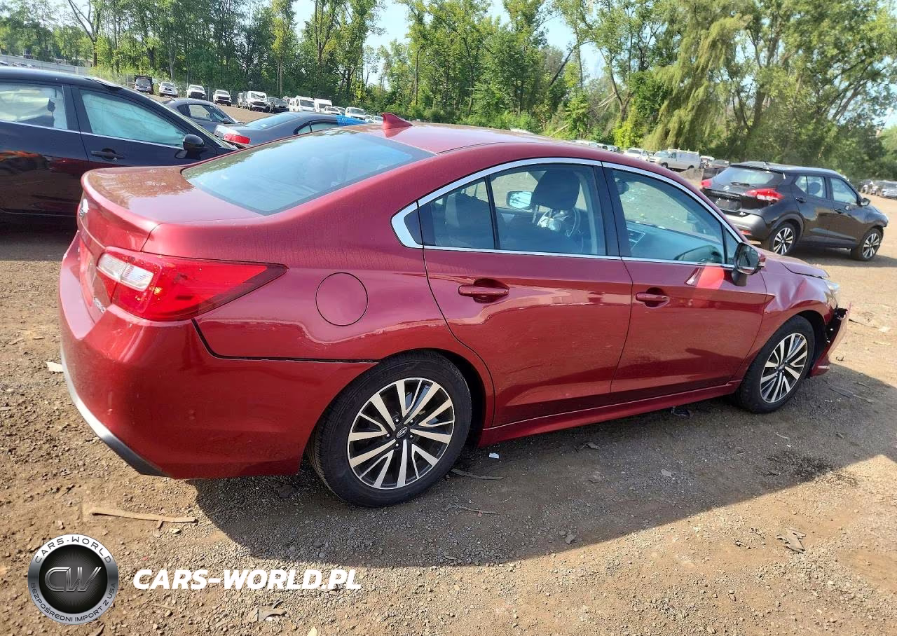 2018 Subaru Legacy 2.5I Premium VIN:4S3BNAF65J3042904 - 3