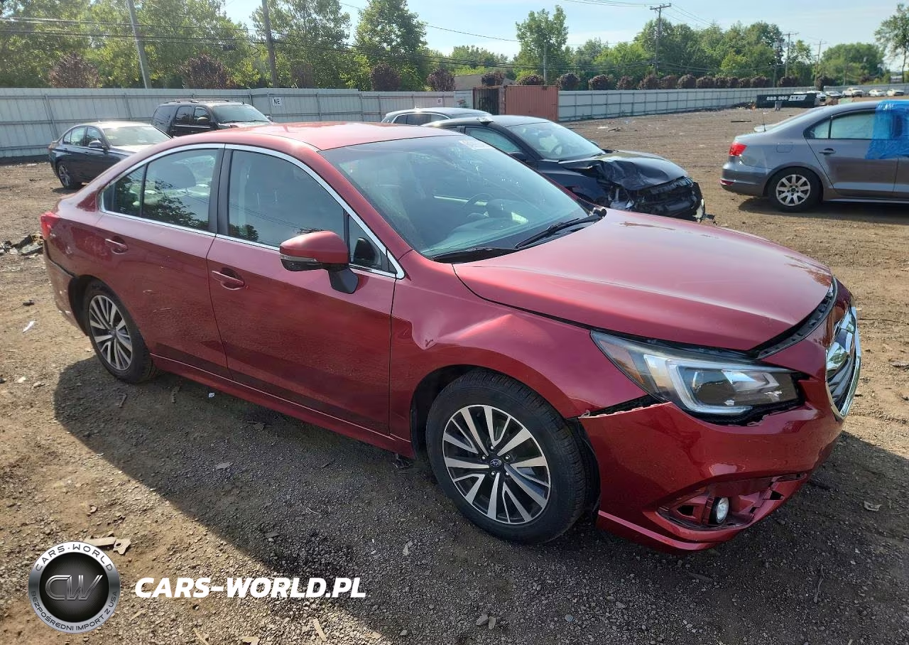 2018 Subaru Legacy 2.5I Premium VIN:4S3BNAF65J3042904 - 4
