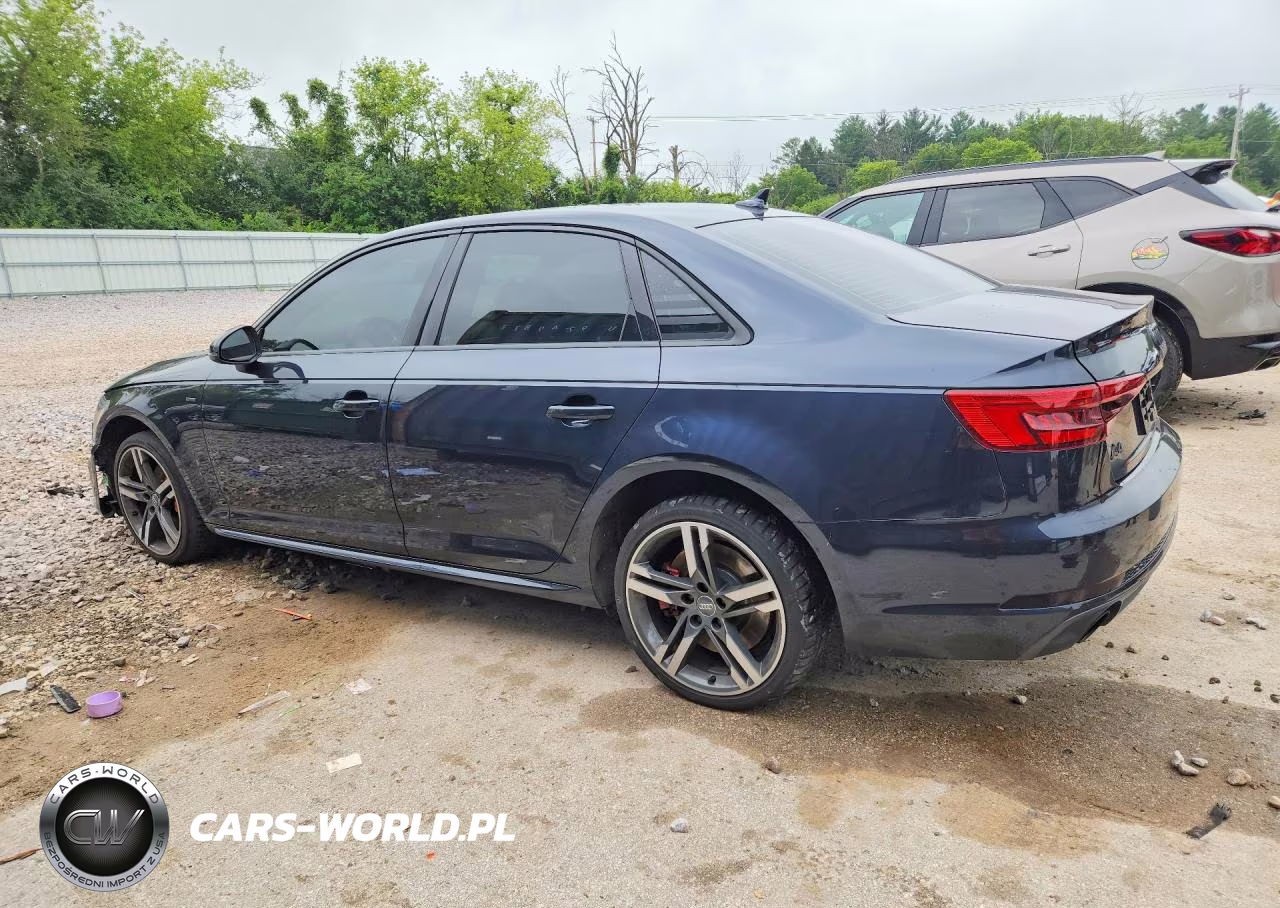 2018 Audi A4 Premium Plus VIN:WAUENAF48JA040259 - 2