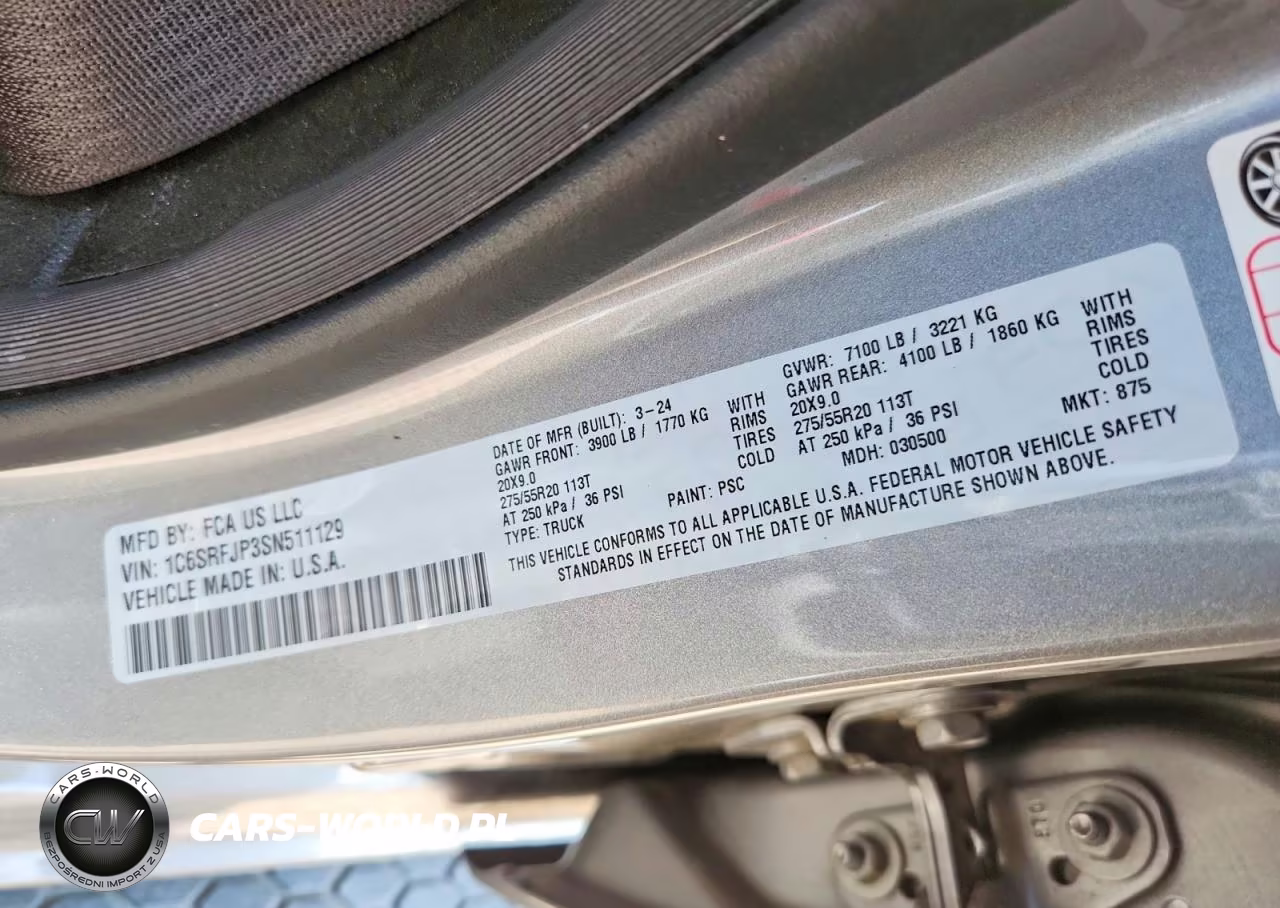 2025 Ram 1500 Laramie VIN:1C6SRFJP3SN511129 - 12