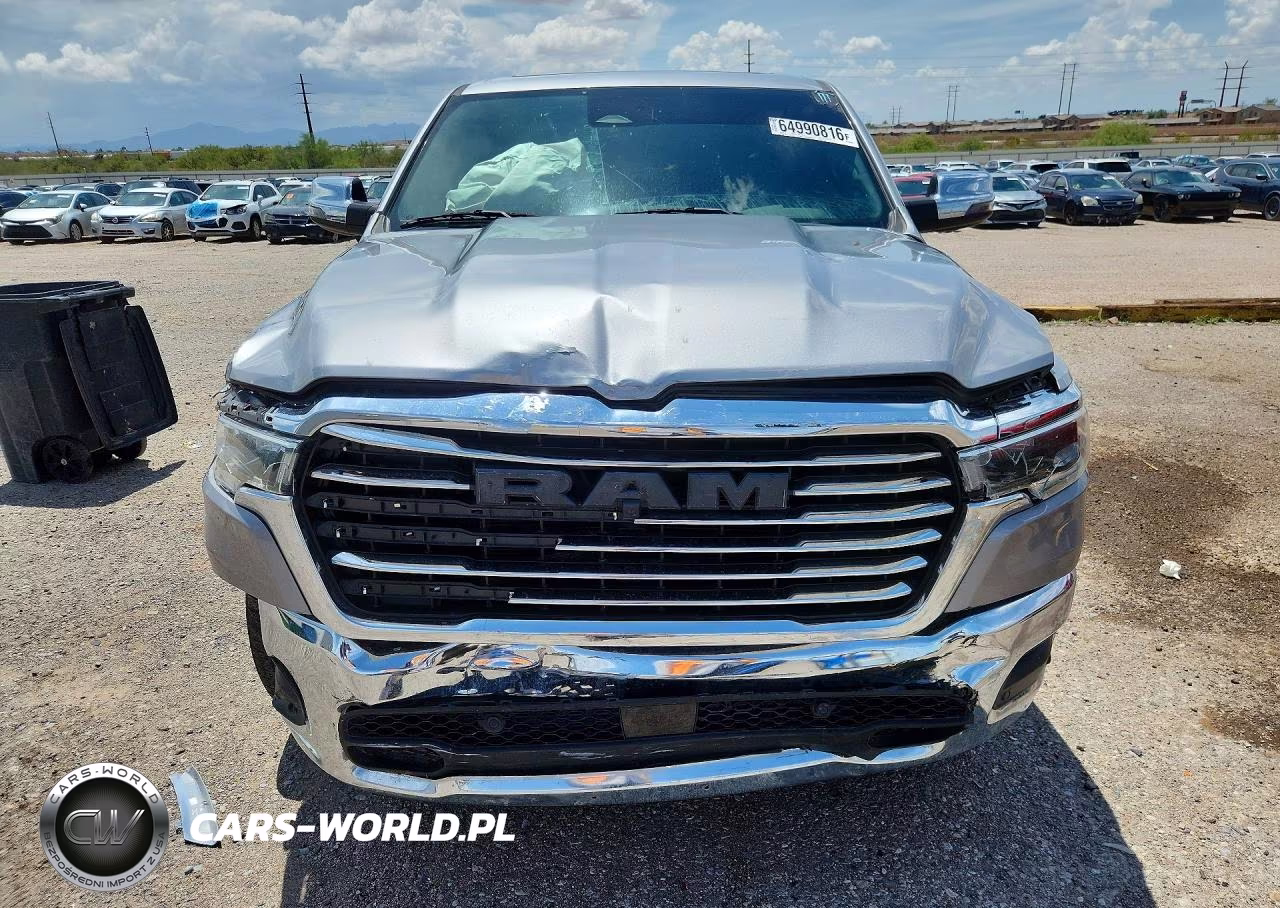 2025 Ram 1500 Laramie VIN:1C6SRFJP3SN511129 - 5