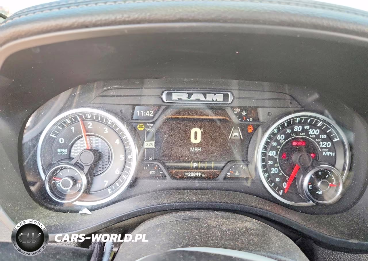2025 Ram 1500 Laramie VIN:1C6SRFJP3SN511129 - 9