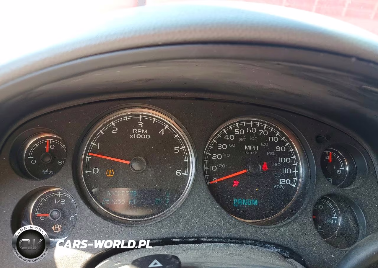 2011 Chevrolet Tahoe K1500 Ltz VIN:1GNSKCE04BR131550 - 9