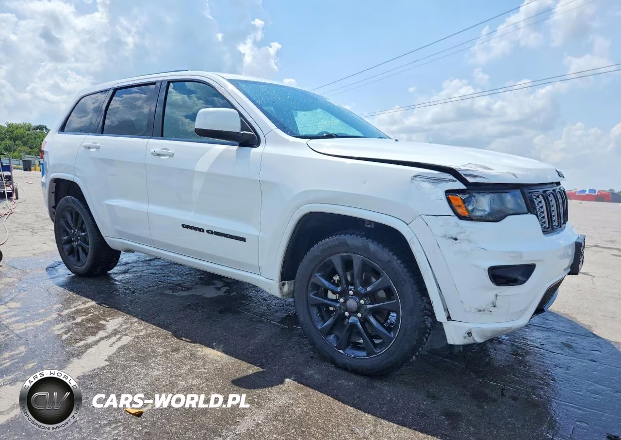 2018 Jeep Grand Cherokee Laredo VIN:1C4RJFAG9JC488383 - 4