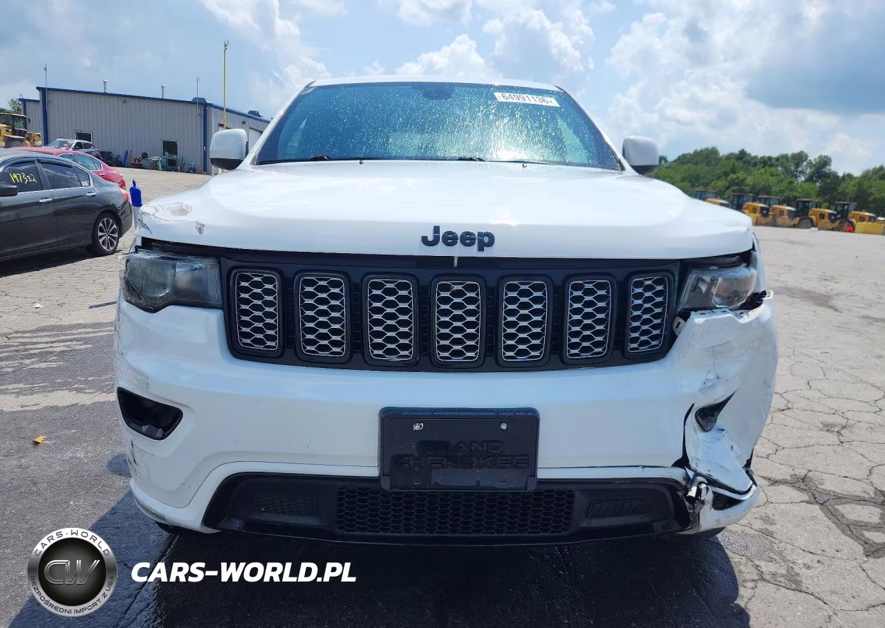 2018 Jeep Grand Cherokee Laredo VIN:1C4RJFAG9JC488383 - 5