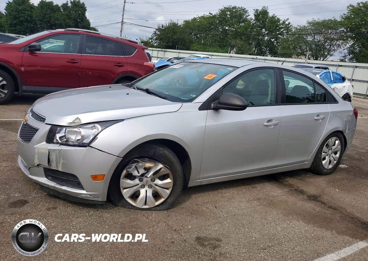 2014 Chevrolet Cruze Ls – zdjęcie 1 z 12