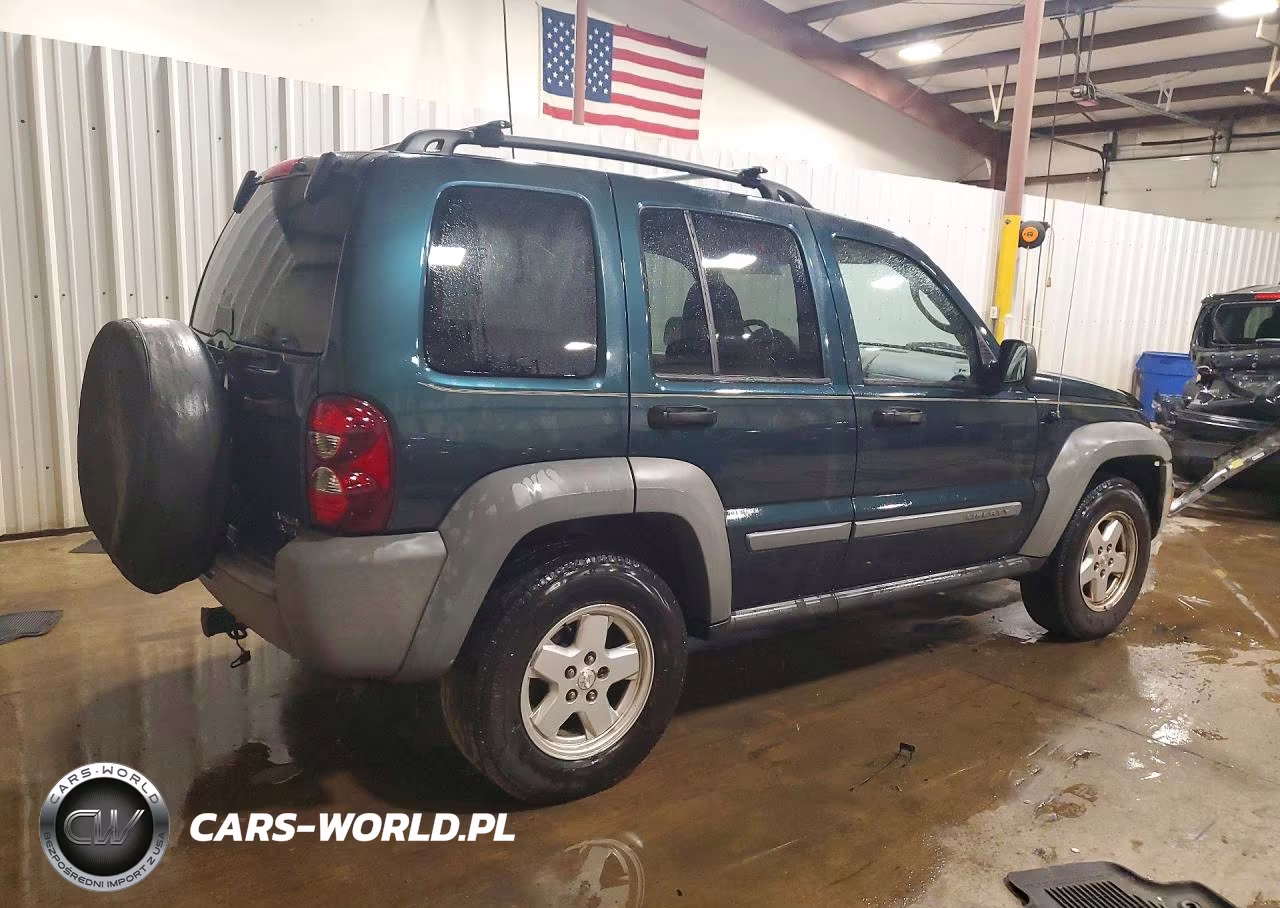 2006 Jeep Liberty Sport VIN:1J4GL48KX6W154556 - 3