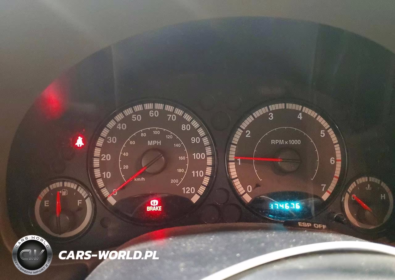 2006 Jeep Liberty Sport VIN:1J4GL48KX6W154556 - 9