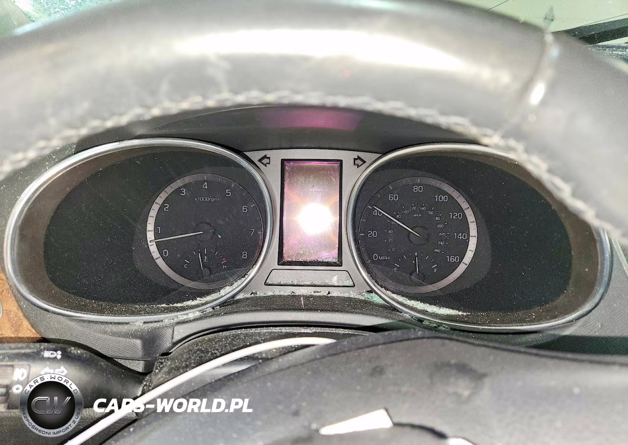 2018 Hyundai Santa Fe Sport 2.0T VIN:5XYZUDLA9JG554897 - 9