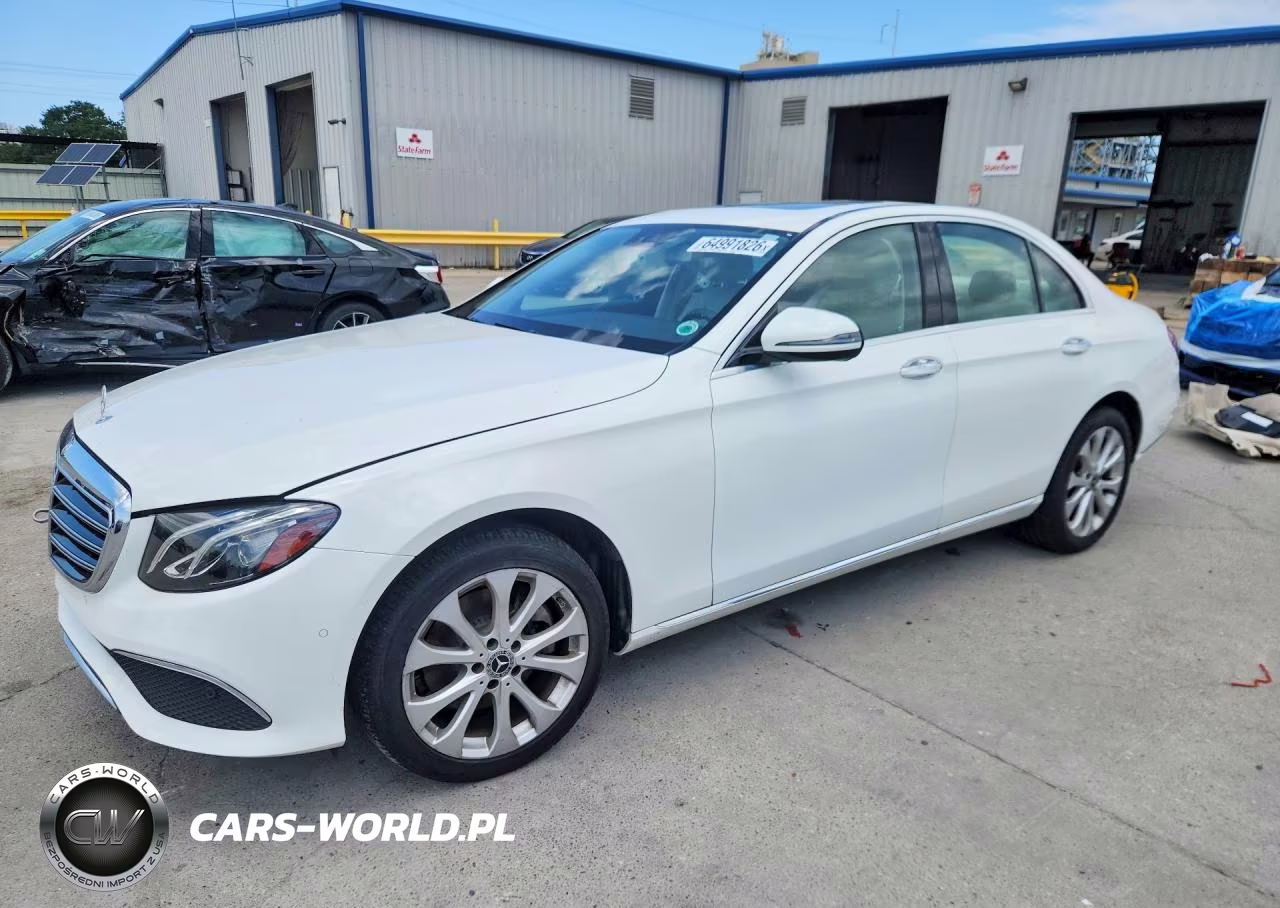 2018 Mercedes-Benz E 300 VIN:WDDZF4JB5JA410582 - 1