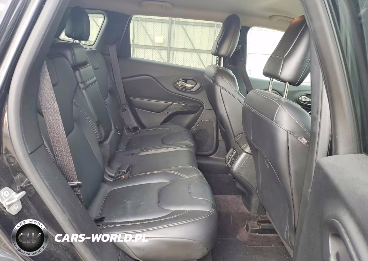 2016 Jeep Cherokee Limited VIN:1C4PJMDB7GW262247 - 11
