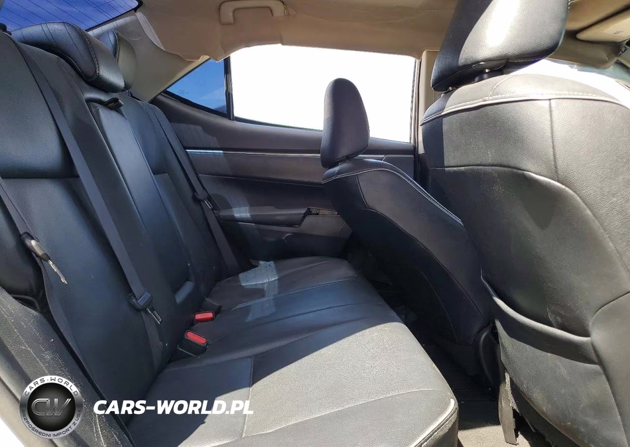2016 Toyota Corolla Le Premium VIN:5YFBURHE2GP392657 - 10