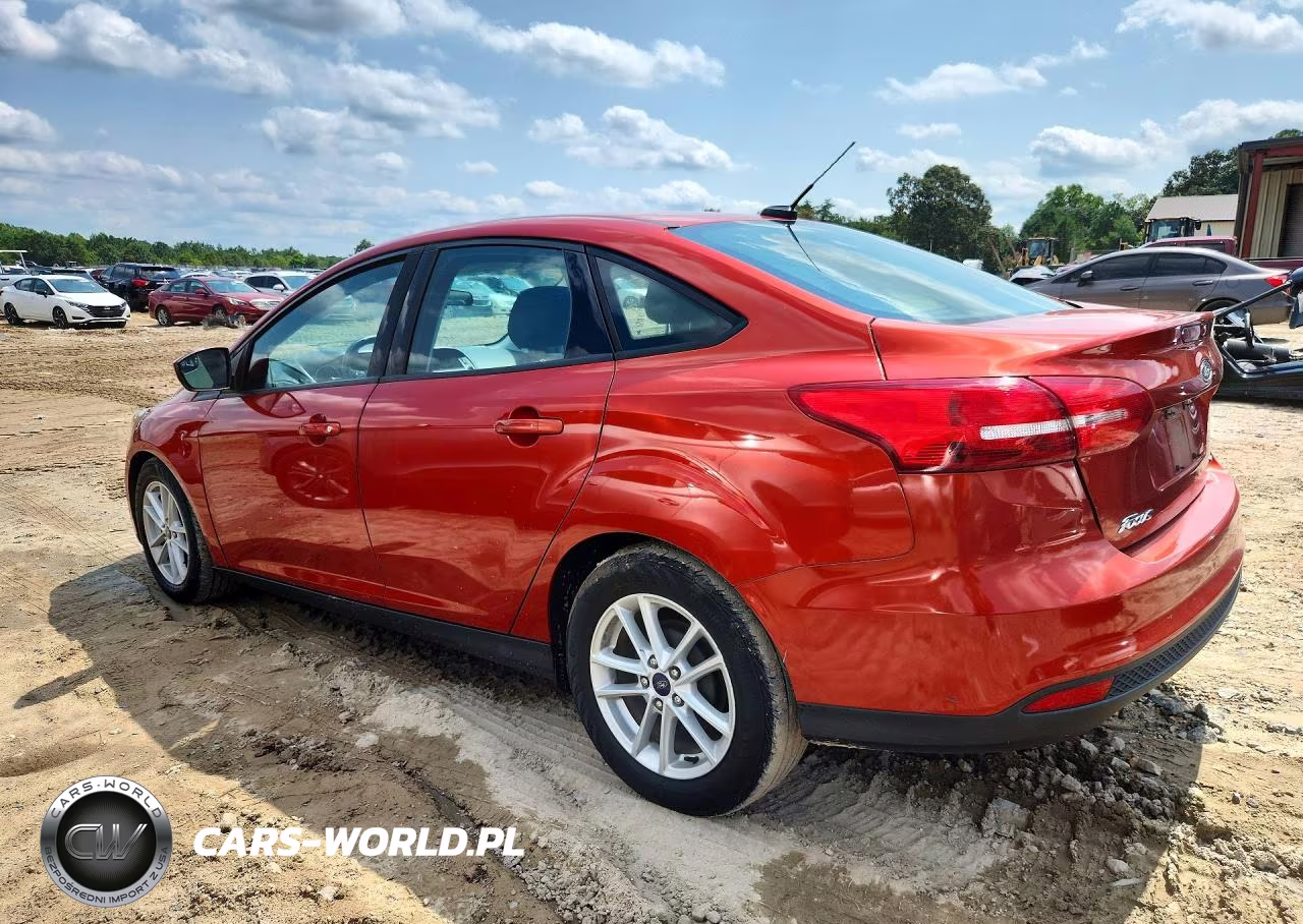 2018 Ford Focus Se VIN:1FADP3F27JL291741 - 2