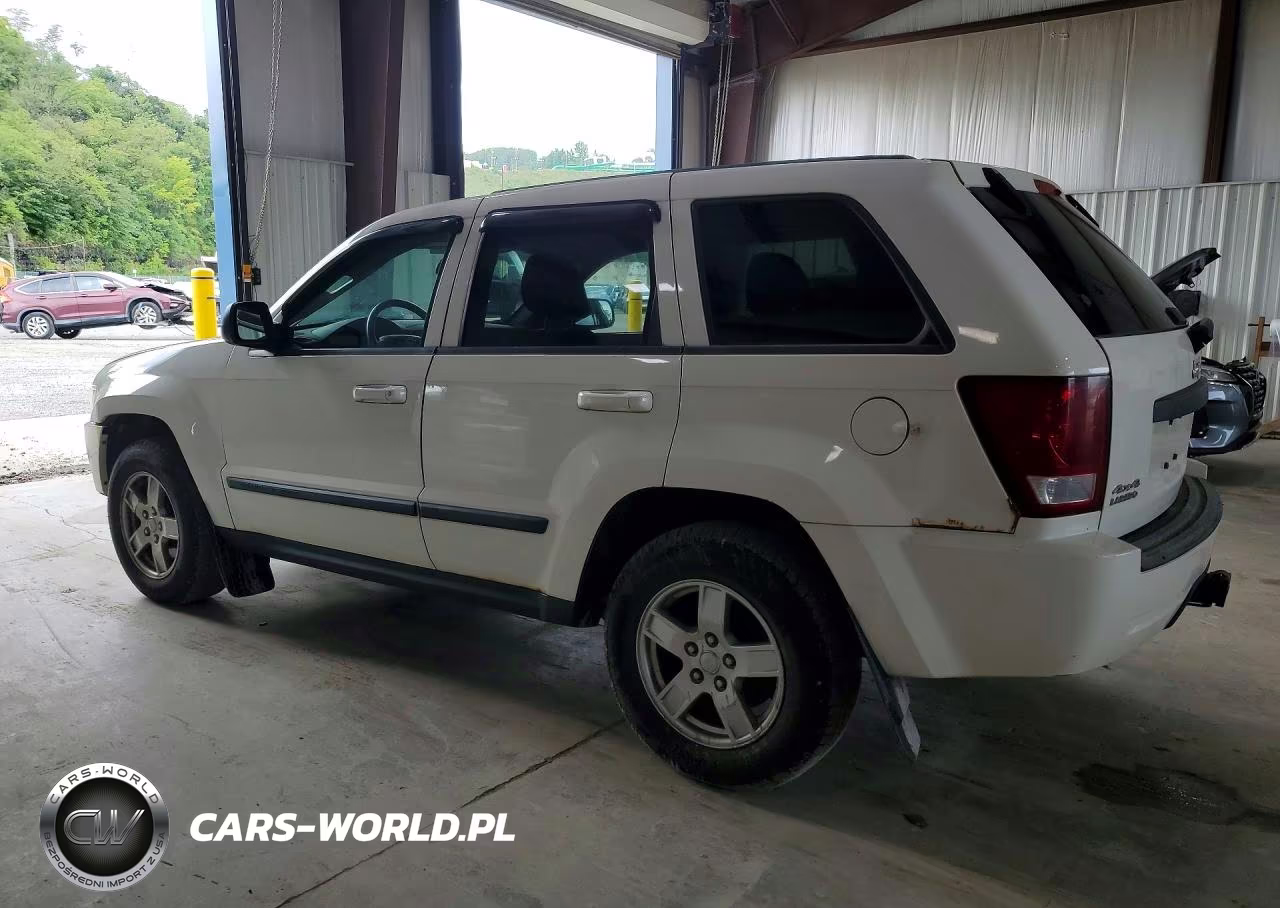 2007 Jeep Grand Cherokee Laredo VIN:1J8GR48K77C681857 - 2